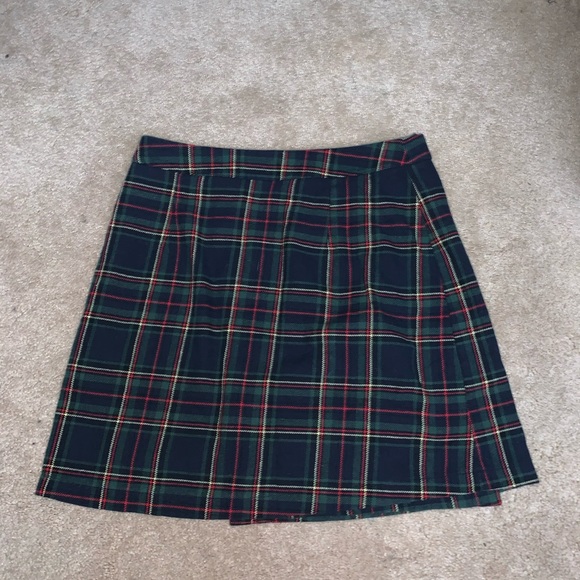 *SOLD* Brandy Melville Plaid Mini Skirt - Picture 2 of 3